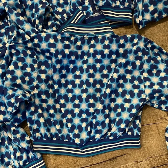 NWT!! Free People - Top Seed Printed Tennis Jacket - Indigo Combo - Picture 8 of 8